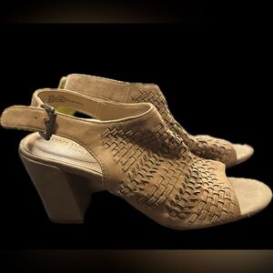 Adam Tucker Shoes Size 8.5 Womens